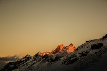 Naklejka premium Matterhorn und umliegende Berge