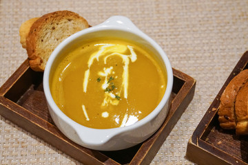 pumpkin soup and garlic bread