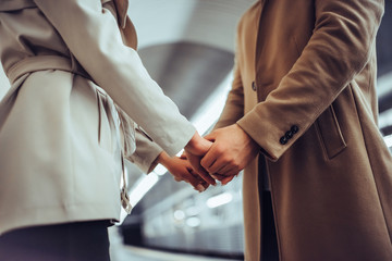 Obraz premium Young romantic couple in subway