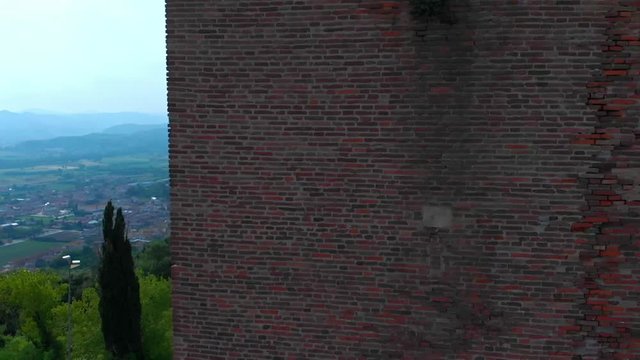 Flight over the real Romeo and Juliet's castles. The story was born in a small town called Montecchio, where the two fighting families had castles facing each other.