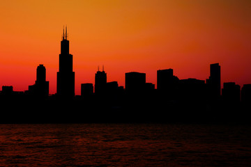 Fototapeta na wymiar Chicago Skyline Panorama at Sunset