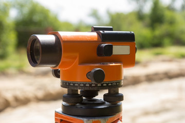 a construction surveyor equipment theodolite level tool