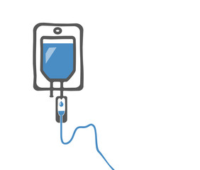 Infusion / Infusionsbeutel auf weißem Hintergrund mit klarer Flüssigkeit