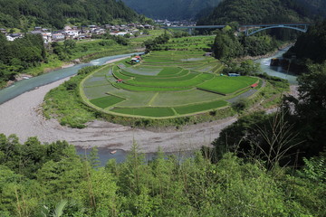 棚田百選　あらぎ島