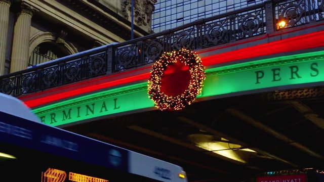 New York-December 28, 2017: Video Of Pershing Square Bridge In Front Of Grand Central On 42nd Street Both Decorated For Christmas