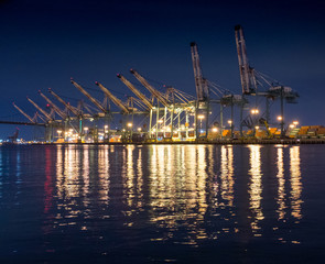 Fototapeta na wymiar Port of LA water 