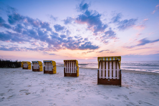 Sonnenuntergang am Strand