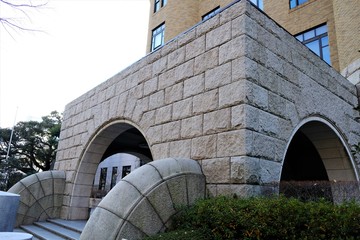 横浜地方裁判所