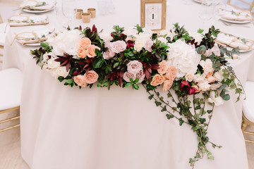 Magnificent decoration of wedding tables.