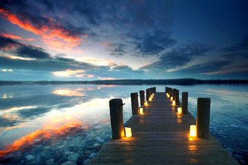 Panele Szklane Podświetlane  romantyczny wieczór nad jeziorem