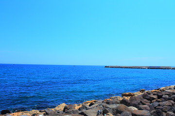 Fototapeta na wymiar the sea in Syracuse, Sicily