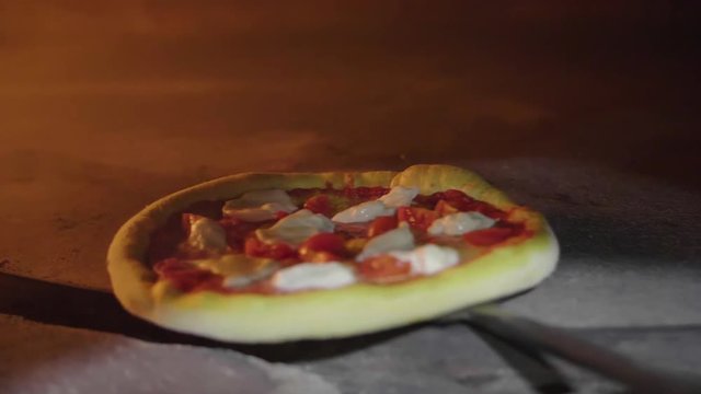 pizza al forno a legna