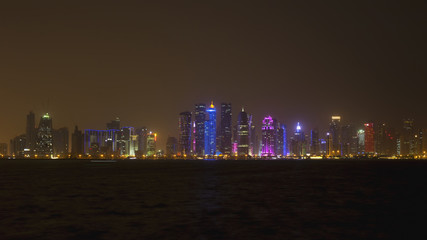 Obraz premium Doha skyline at night, Qatar, Middle East