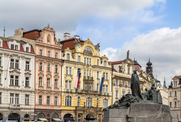 Obraz na płótnie Canvas Historical buildings in old town in Prague, Czech republic