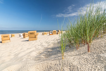 Strand Gras Düne Strandkörbe