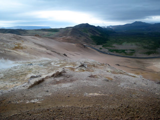 Blick auf Solfatarenfelder im Nordosten Islands bei Myvatn