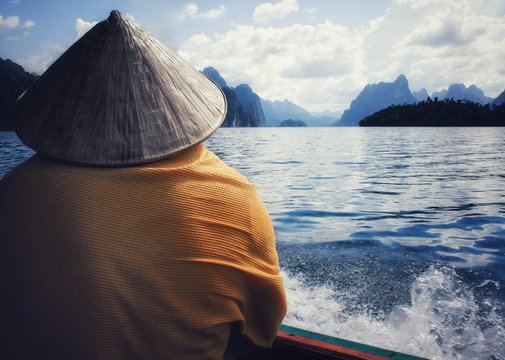 Raiden on the lake