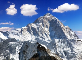 mount Makalu (8463 m)