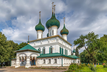 Fototapeta na wymiar Feodorovskaya church , Yaroslavl