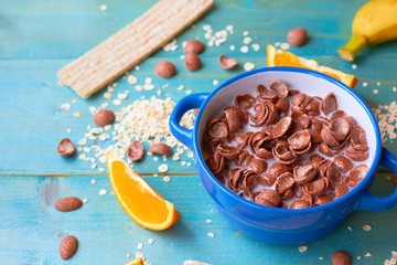  Chocolate flakes with milk.