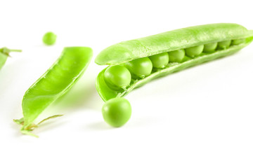 Fresh green pea isolated