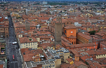 Fototapeta na wymiar Italy, Bologna Rizzoli street aerial view from Asinelli tower