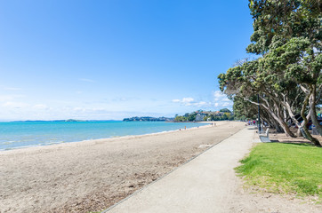 Fototapeta na wymiar Mission Bay is a beautiful white-sand beach which is located at Auckland,New Zealand