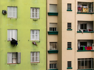 Obraz premium Old vintage apartment building blocks, windows pattern