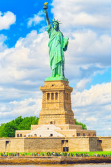 Fototapeta premium Statue of Liberty (Liberty Enlightening the world) near New York.