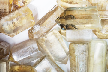 white crystal mineral texture