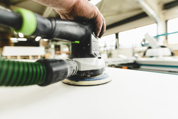 Lackvorbereitung Holzhandwerk © Andreas