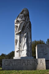 statue de sainte catherine à Rome