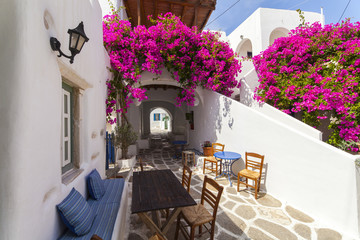 paros