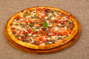 Pizza with minced meat
