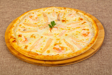 Pizza with salmon