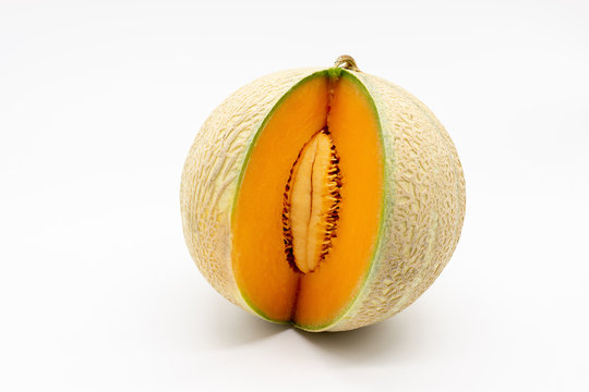a charentais / cantalupe melon
