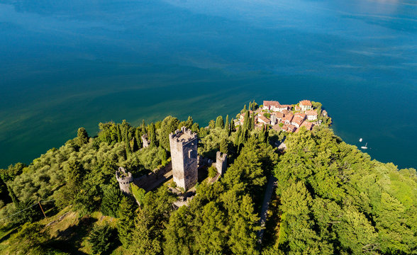 Castello di Vezio - Varenna - Lago di Como (IT) - Vista aerea