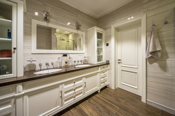 Bathroom in classic style