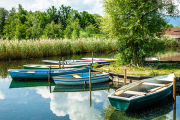 Naklejka na ściany i meble old wooden rowboats