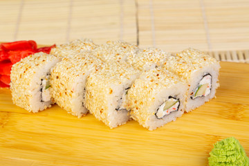 Tasty California rolls