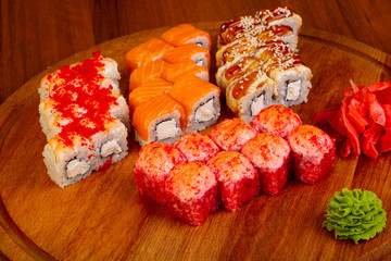 Japanese sushi roll set