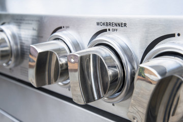 Bedienungselemente fü reinen silbernen edelstahl Gasgrill - Drehknöpfe