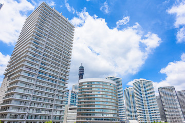 横浜の高層マンション High-rise condominium in Yokohama