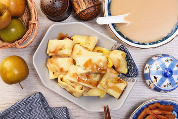 Egg pancake - A popular breakfast dish in Taiwan    