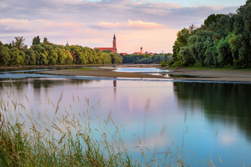 Obraz premium Blick auf Straubing / Donau / Niederbayern