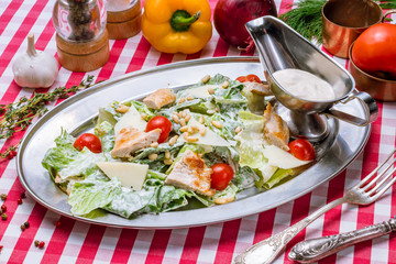 Salad caesar with chicken