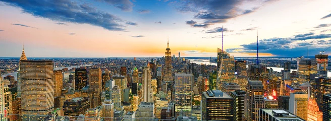 Foto op Plexiglas Night view of Manhattan from the skyscraper's observation deck. New York. © BRIAN_KINNEY