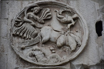 Rome, view and details of the Arch of Constantine