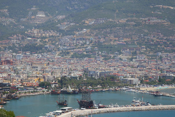 Obraz premium View of Alanya harbor from Alanya peninsula. . Turkish Riviera. 