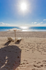 plage de l'île de la Réunion sous le soleil des tropiques 